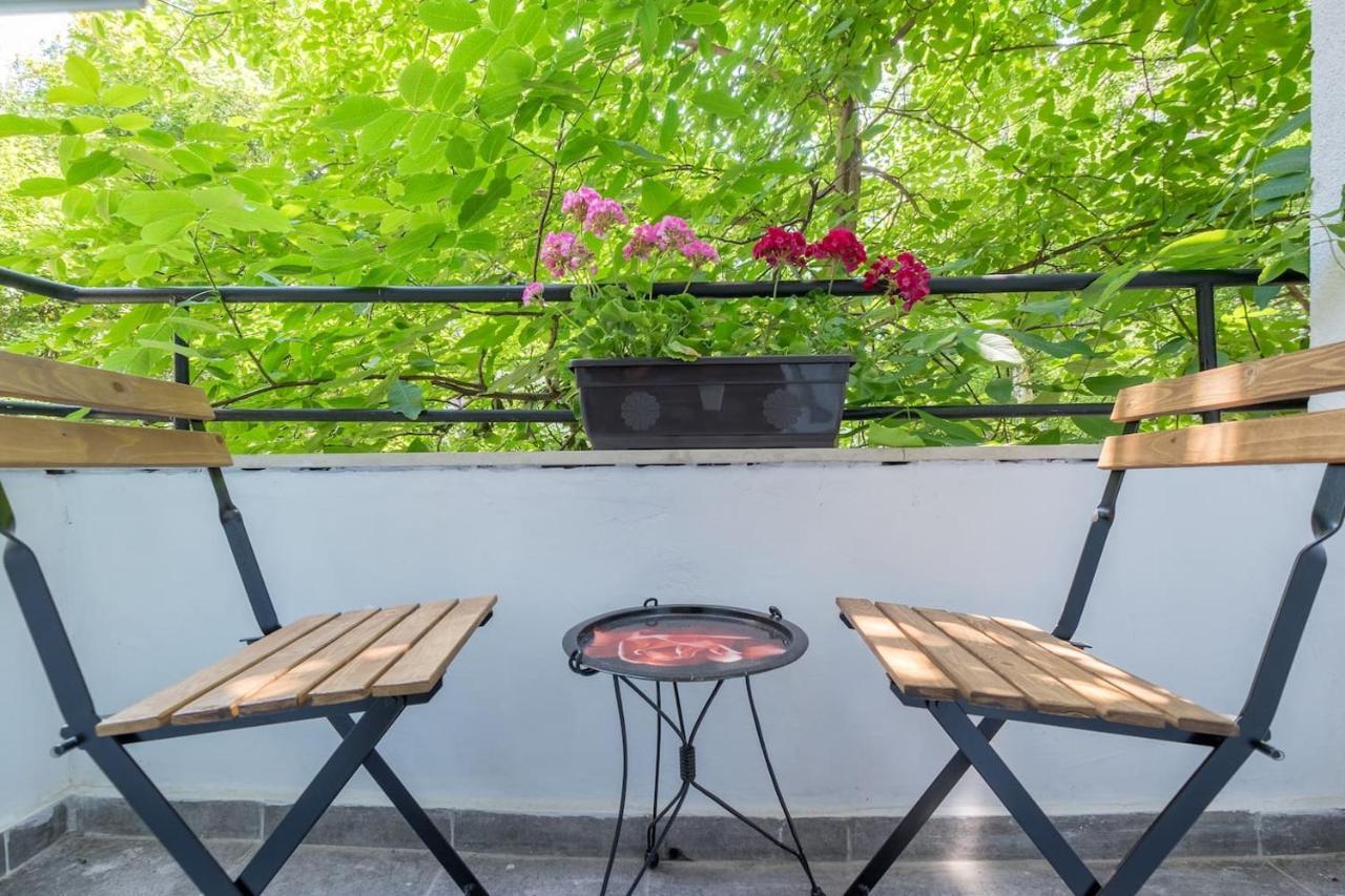 Your Perfect Place To Stay On Vitosha Str Apt Sofia Luaran gambar